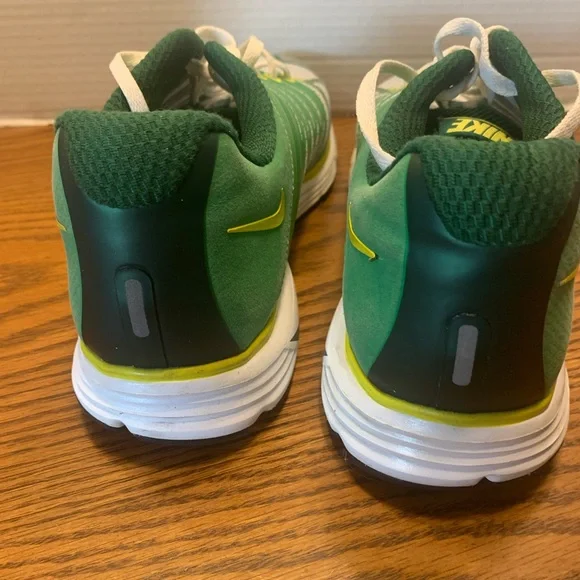 Nike Women’s 12 Green White & Yellow Athletic Running Shoes - Picture 9 of 14